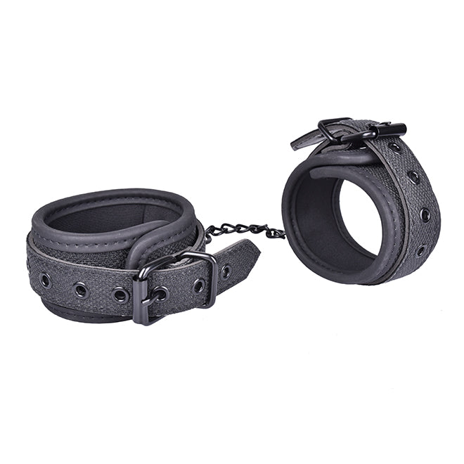 BLACK ELEGANT WRIST CUFFS