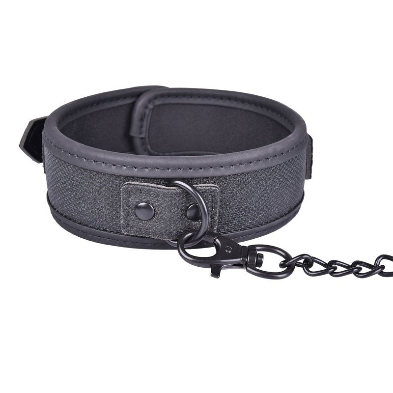 BLACK ELEGANT COLLAR WITH LEASH