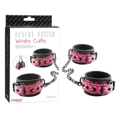 PYRAMID WRAIST CUFFS